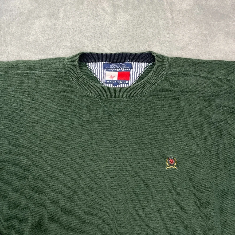 Vintage Tommy Hilfiger Sweater Mens Medium Green Lion Crest Logo Knit Crew Neck
